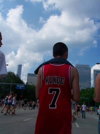 Illustration for article titled Look At These Fucking Hoopsters At Lollapalooza: Part Two
